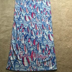 Lilly Pulitzer Beach Towel in Red Right Return